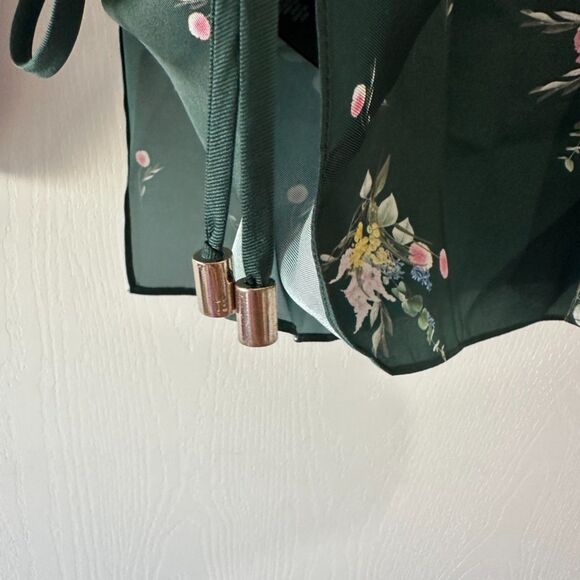 Ted Baker Womens Green Aleexx Floral Wrap Top Blouse Size 8 Medium - Picture 6 of 8